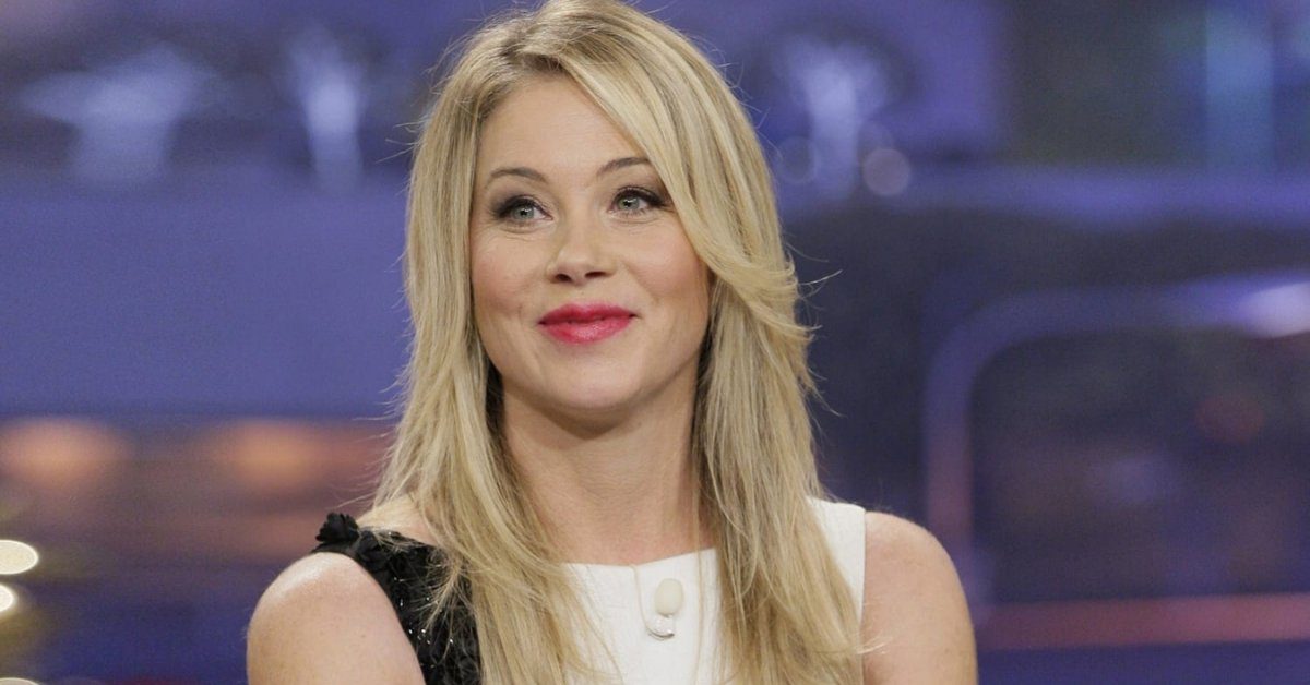 christina applegate net worth